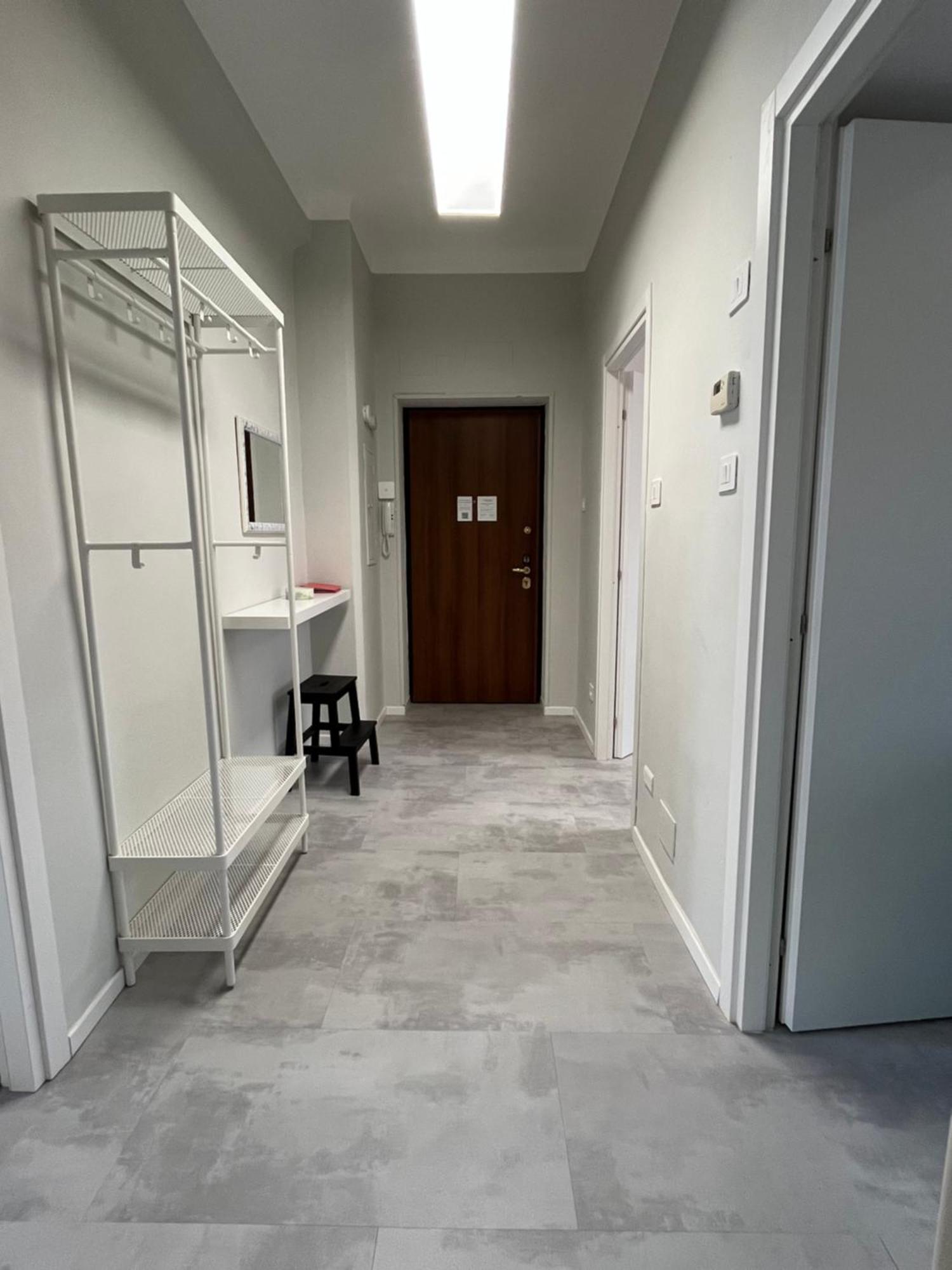 Giacomino Apartment Central Station มิลาน ภายนอก รูปภาพ