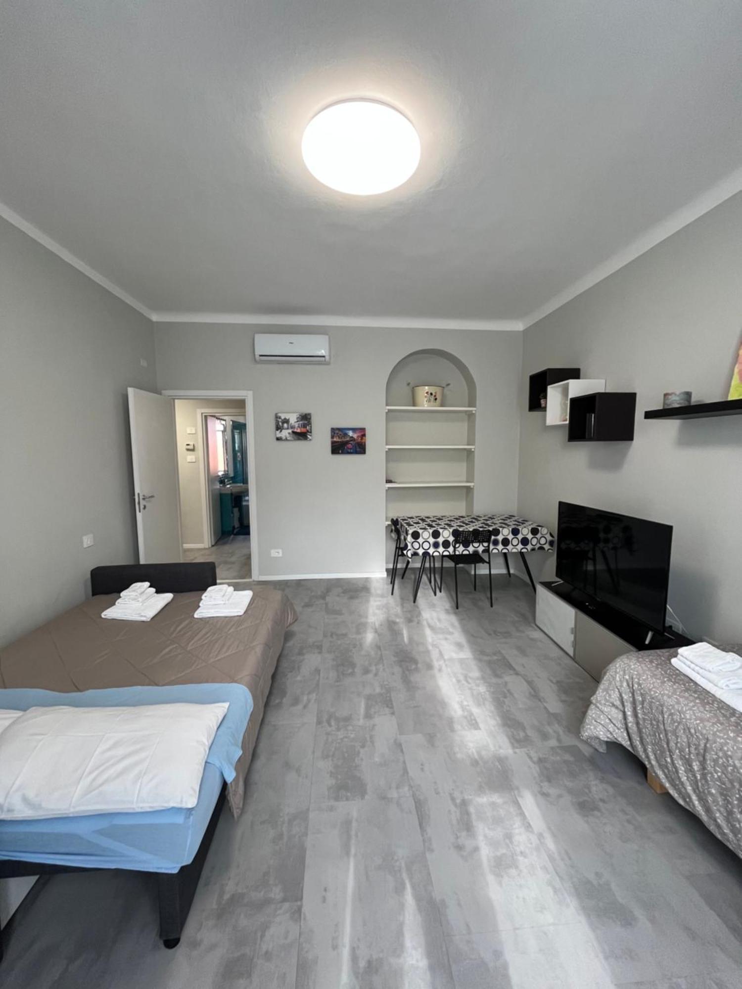 Giacomino Apartment Central Station มิลาน ภายนอก รูปภาพ